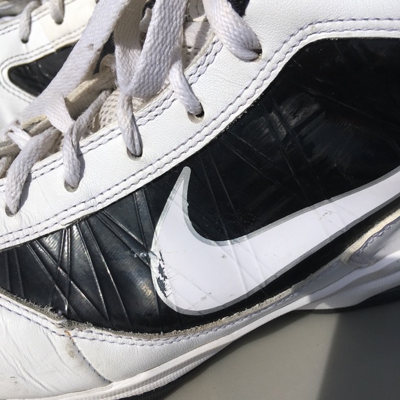 Nike’s fly wire high tops size 11 - Picture 3 of 7